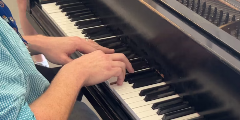 The Best Sustain Pedals for Digital Keyboards