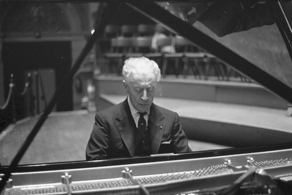Arthur Rubinstein: The Voice of the Piano